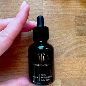 True Botanicals Renew Pure Radiance Oil